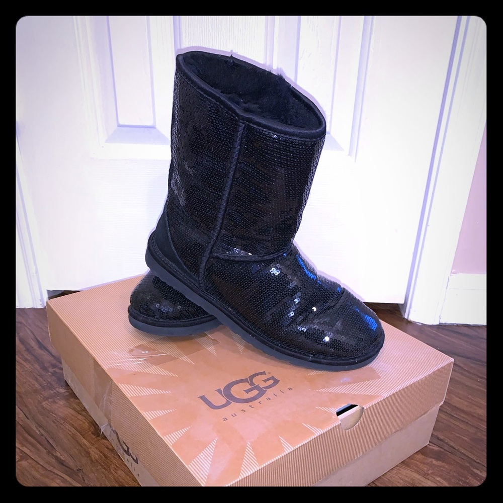 Women’s UGG Classic Short Sparkles